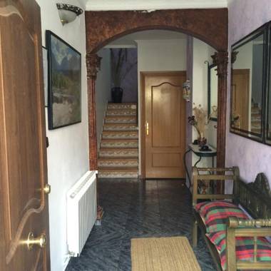 Almenara Hostal Restaurante