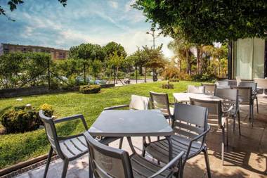 AZZ Valencia Táctica Hotel