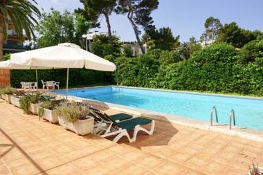 Houm Nets - Adults Only