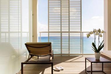 Pure Salt Garonda - Adults Only