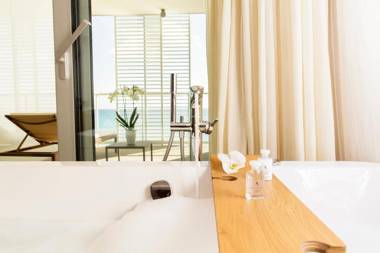 Pure Salt Garonda - Adults Only