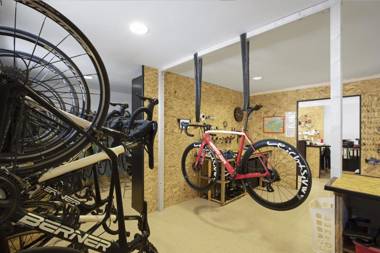 THB El Cid - Adults Only