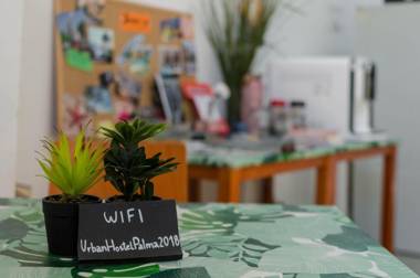 Urban Hostel Palma - Albergue Juvenil - Youth Hostel