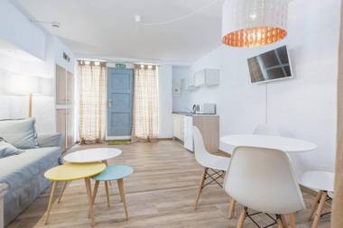 Y Hostel - Albergue Juvenil