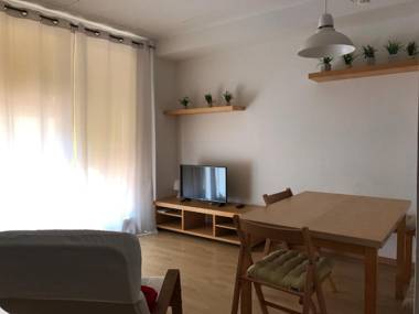 Apartaments Ample Port Marina