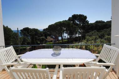 Refurbished Apartment Seaview Santa Agata