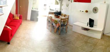 3 bedrooms house at Orpesa 200 m away from the beach with sea view and enclosed garden