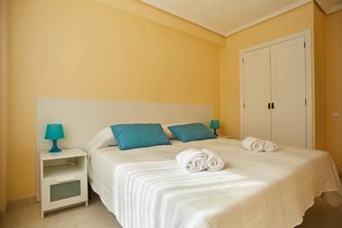 ApartUP Acapulco Beachfront Views