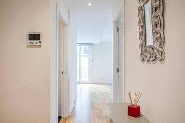 Espectacular apartamento moderno y acogedor-bajo