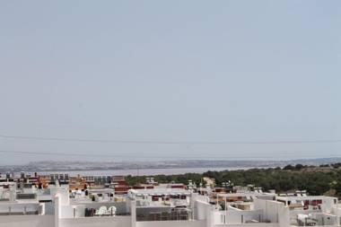 Entre Golf Townhouse with Communal Pool