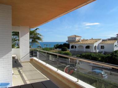 - - - - - FRONT LINE - - - - - Primera Línea - - - - - Apartments in Playa Flamenca