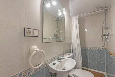 Villa with private pool and free W