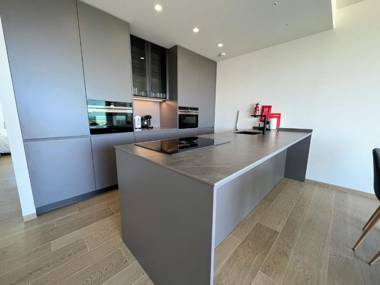 New Luxury Apartment in Las Colinas with communal pool LC2