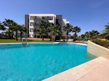 Luxury Tropical Ground Floor Apartment D188