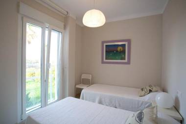 Les Portelles del mar 1ª línea Playa