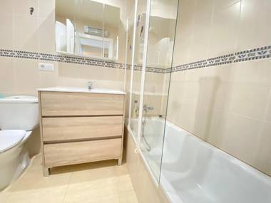 Oasis Park El Conserje