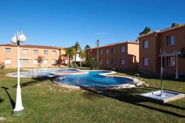 Apartamentos y Villas Oliva Nova Golf Resort