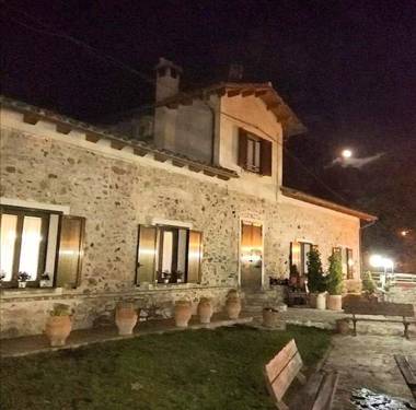 4 bedrooms house with terrace and wifi at Ogassa