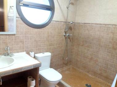 4 bedrooms house with terrace and wifi at Ogassa