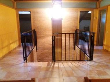 4 bedrooms house with terrace and wifi at Ogassa