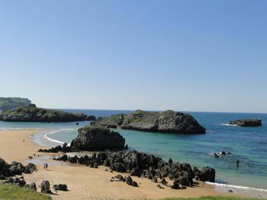 Apartamentos El Pinedo