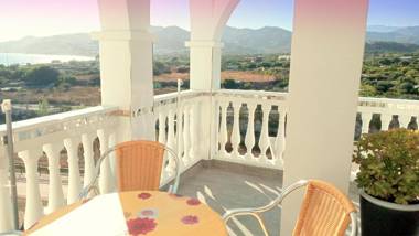 Apartamentos StarNerja en Stella Maris