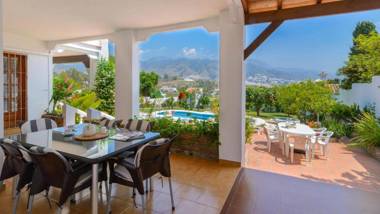 Villa Angeles Nerja by Ruralidays