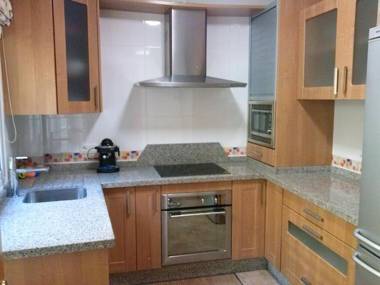 Ático con piscina privada en el corazón de Nerja!