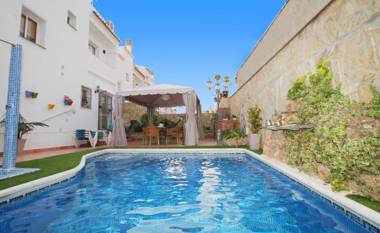 Villa Maite with Pool and Hot Tub SpainSunRentals 1057