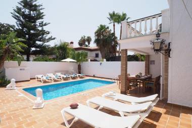 Nerja Paradise Rentals - Villa Los Leones