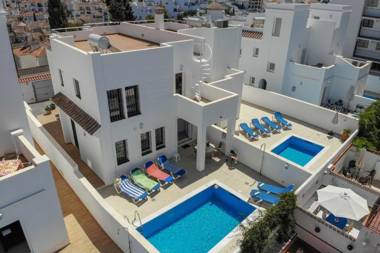 Nerja Paradise Rentals - Villa Perla