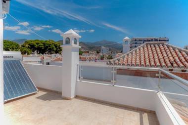 Nerja Paradise Rentals - Villa Daisy