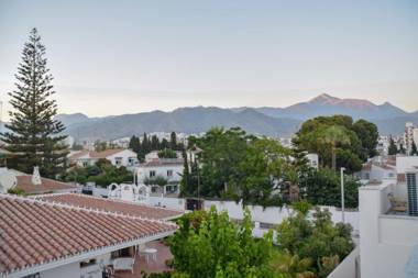 Nerja Paradise Rentals - Villa Valeria