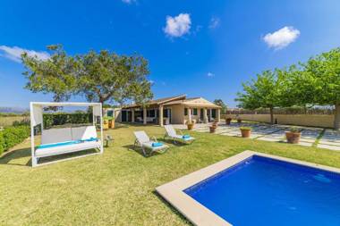 Villa Ambient / Sa Finqueta