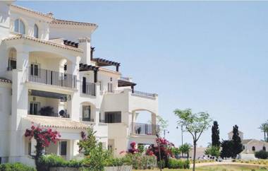 Lovely Apartment Overlooking Golf Course Club House - AO21624