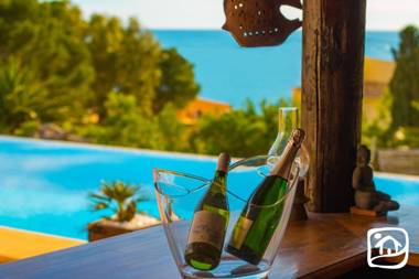 Abahana Villas Calma