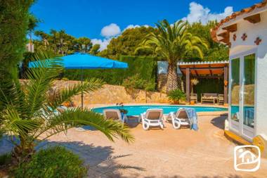 Abahana Villas Athena