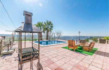 Nice home in Montoro with Outdoor swimming pool WiFi and 3 Bedrooms