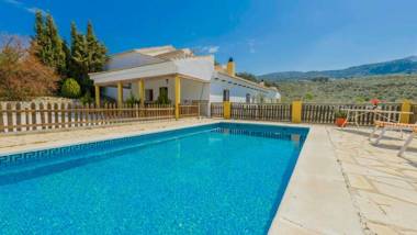 Villa el Establo Montefrio by Ruralidays