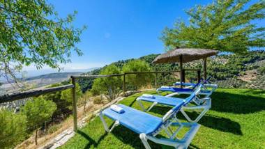 Casa La Choza de Mamuyo Montefrio by Ruralidays