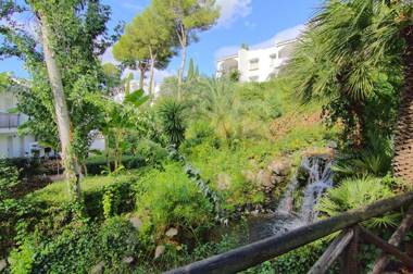 Miraflores Resort Studios