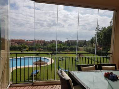 Sunny Quiet And Spacious Apartment Nearby The Sea