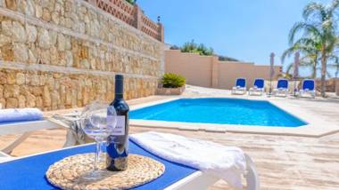 Villa Biznaga Mijas by Ruralidays