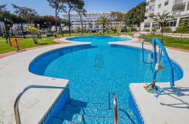 Cubo's Calahonda Beachfront