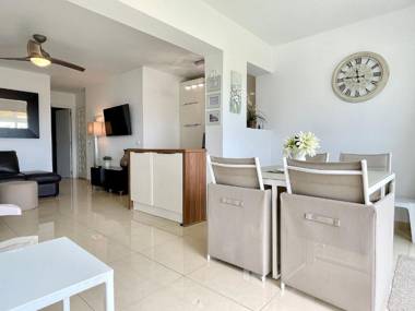 Sea view ground floor holiday home in El Faro Mijas Costa near the beach by Solrentspain!