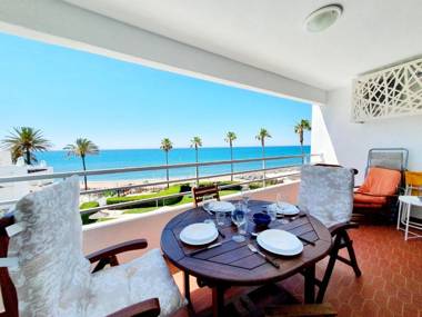Marbellamar Seafront