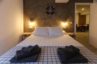 Ohana apartamentos con aparcamiento gratuito a 3 minutos a pie del Teatro Romano