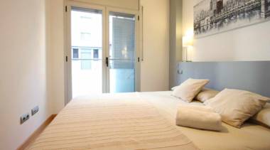 Mazi Apartments Downtown