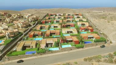 Salobre Villa with Pool Par 4 nr 9