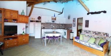 Casa rural con piscina en Hoya de Tunte - 4